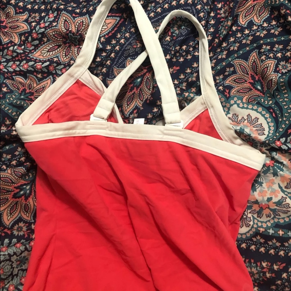 Tank top - Picture 2 of 3